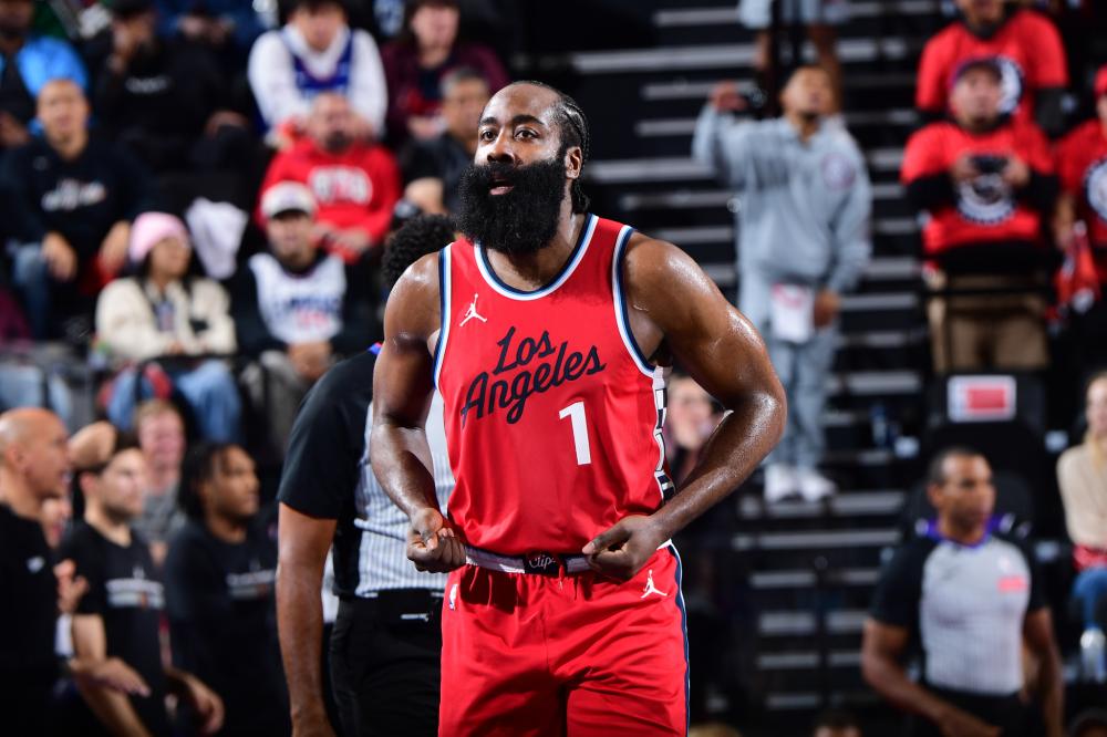 员的缺席 员的缺席