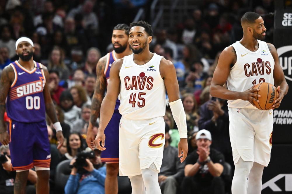 方的表现都 方的表现都